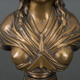 Bronze bust on shower stand XIXth representing Marianne Brown patina