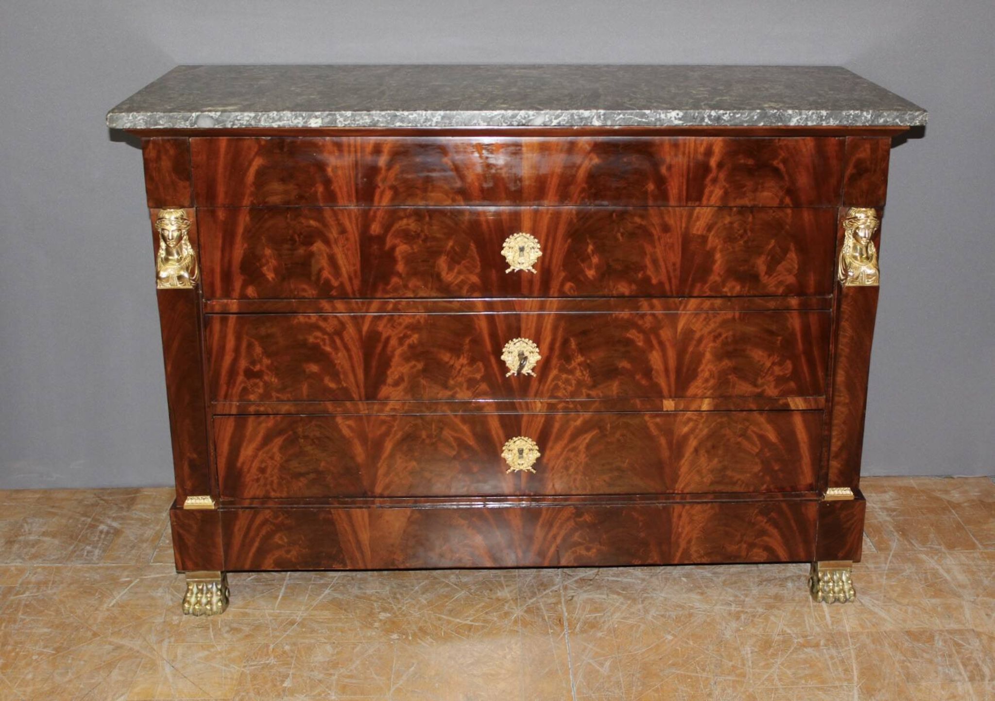 Return from Egypt chest of drawers in mahogany, early 19th century