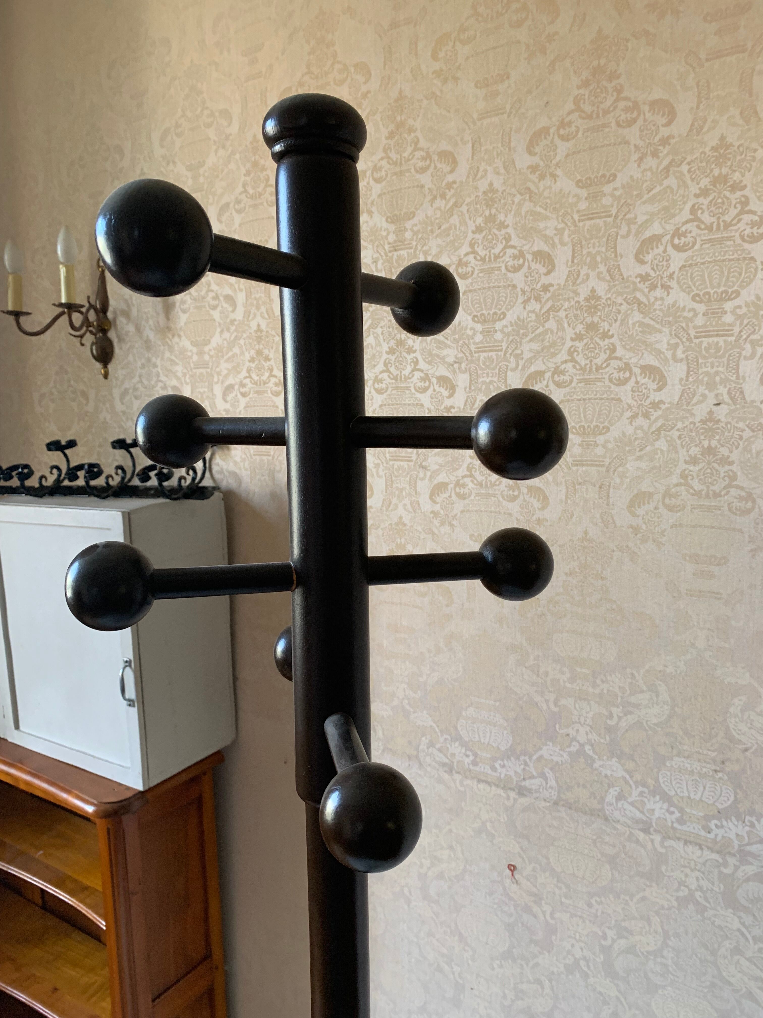 Coat rack year 80