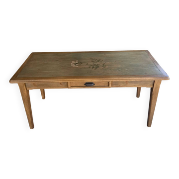 Table peinte à la main