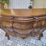 Tomb-shaped chest of drawers in perfect condition