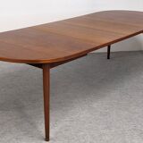 Oval extendable teak table by Nils Jonsson for Troeds 50s/60s