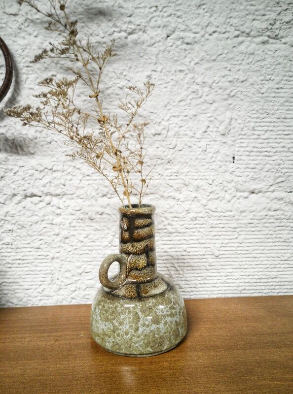 Ceramic vase