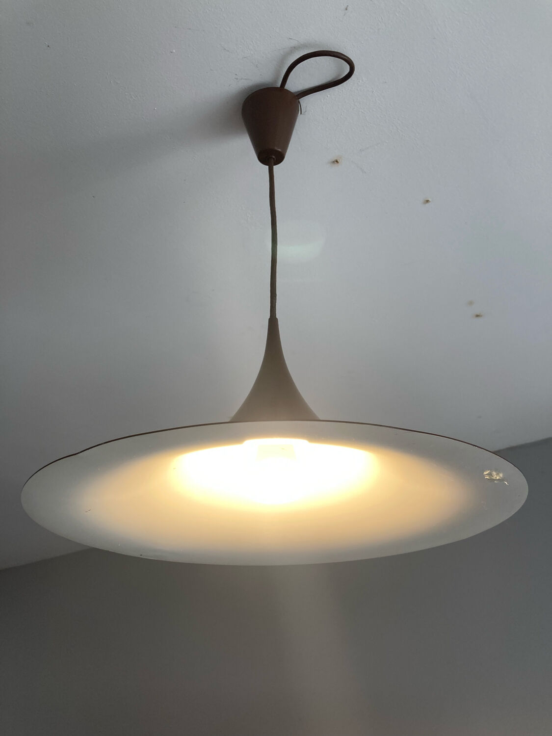 Suspension vintage mid century