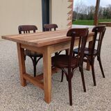 Farm table