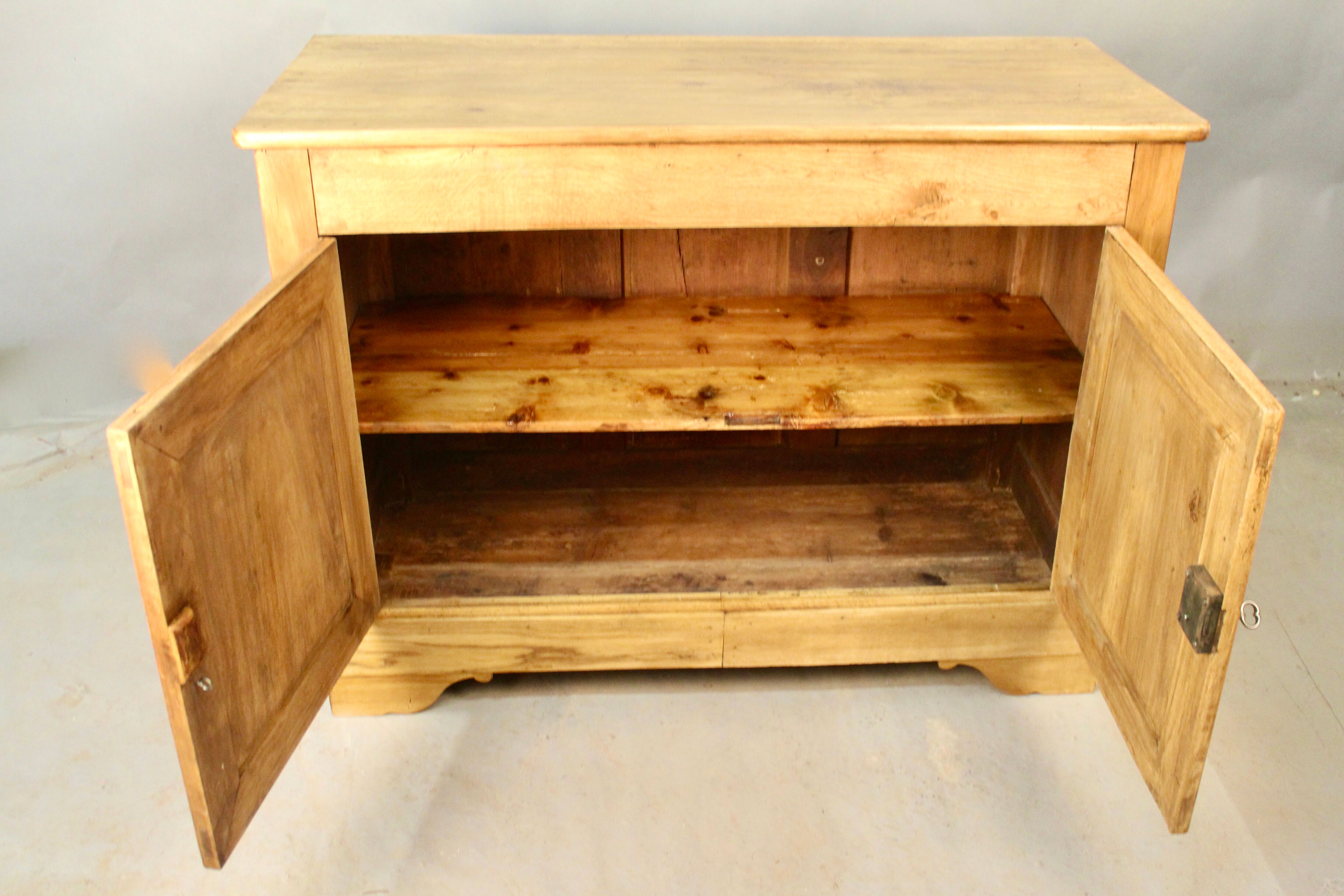 Louis Philippe XIXth buffet in blond walnut