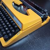 Silver Reed 280 Fast Spacer Orange Typewriter