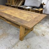 Solid oak table in Provençal style