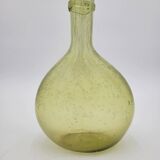 Vase en verre bullé vert