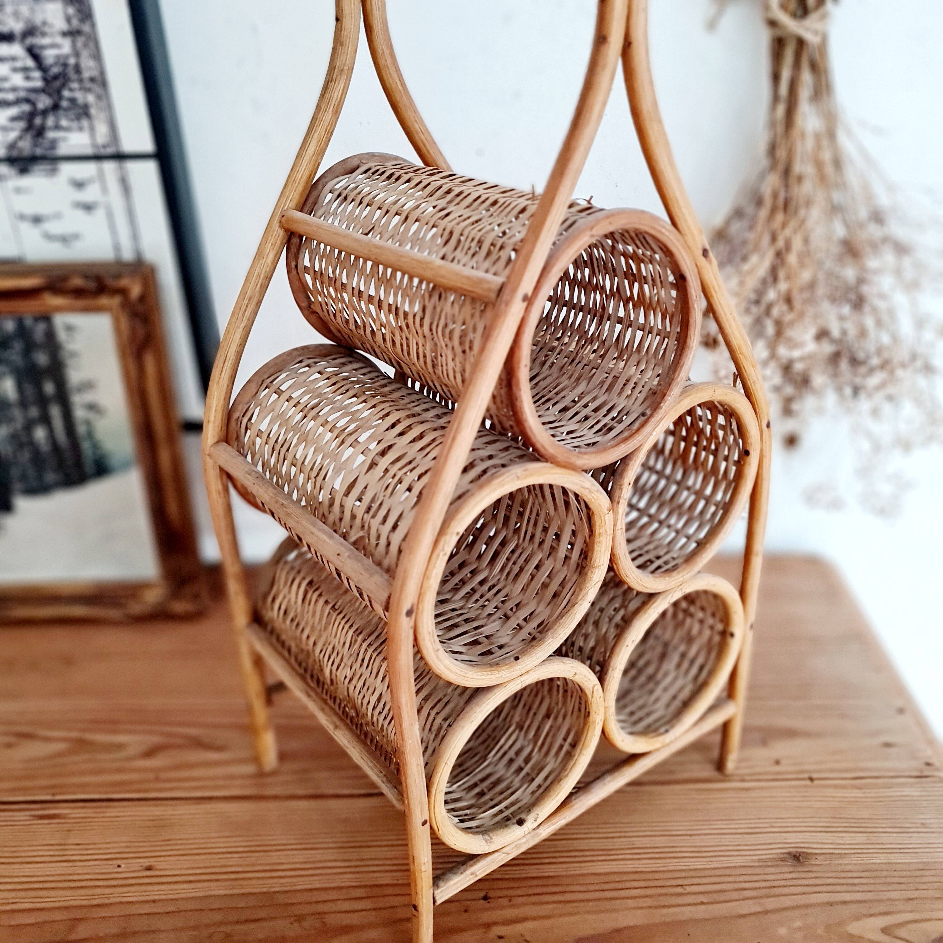Rattan bottle holder