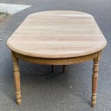 Large round extendable Louis Philippe 19th century dining table, renovated, 250cm