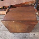 Curtain-closing office filing cabinet