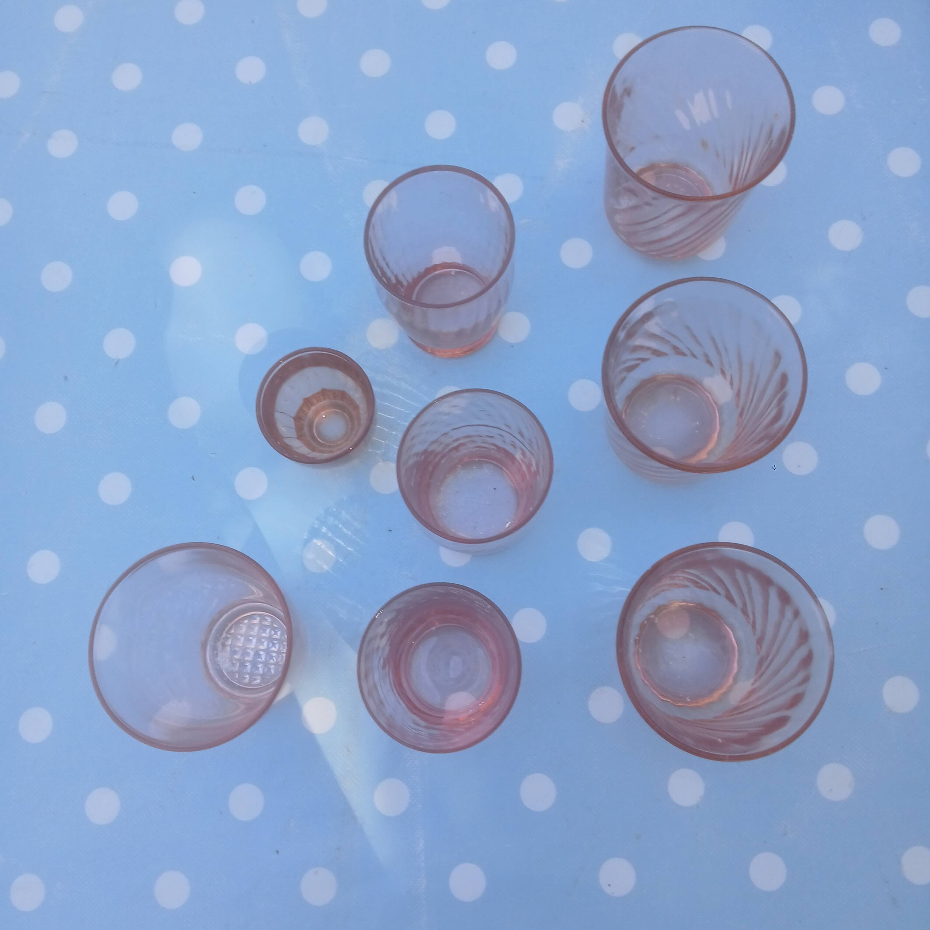 Verres vintage salmon pink colour