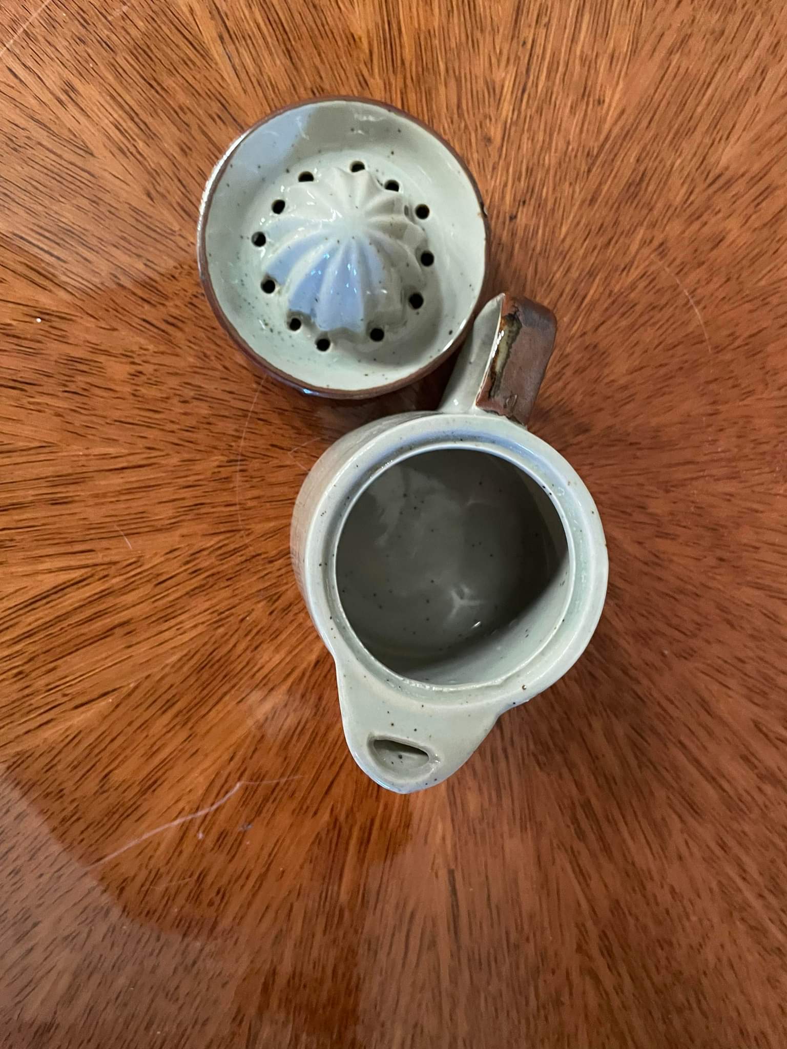 Citrus press vintage carafe floral pattern