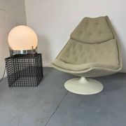 Table d'appoint cubiste moderniste en acier, années 1980
