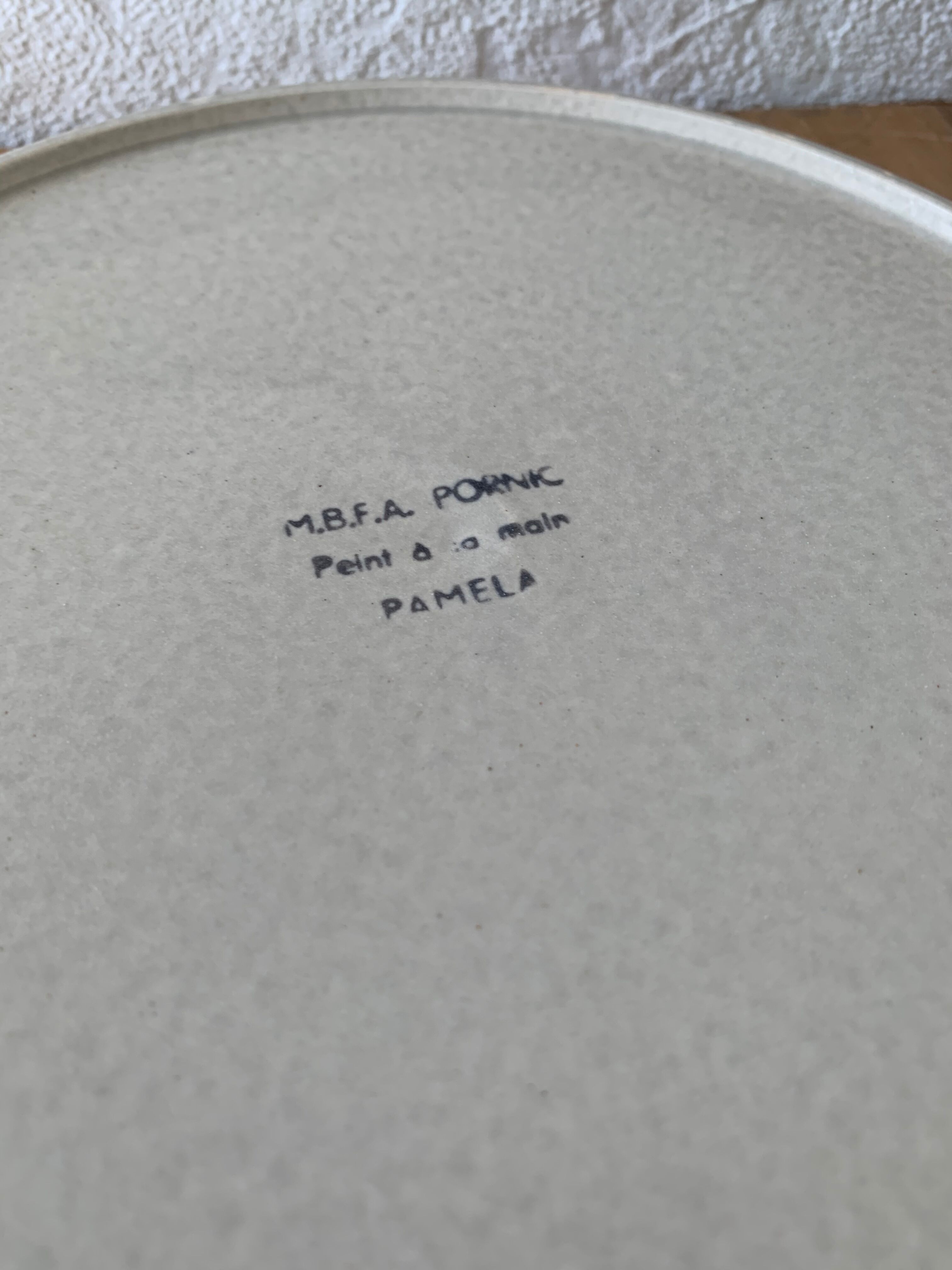 6 flat plates vintage model Pamela