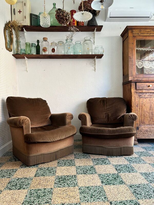 Fauteuils crapauds en velours