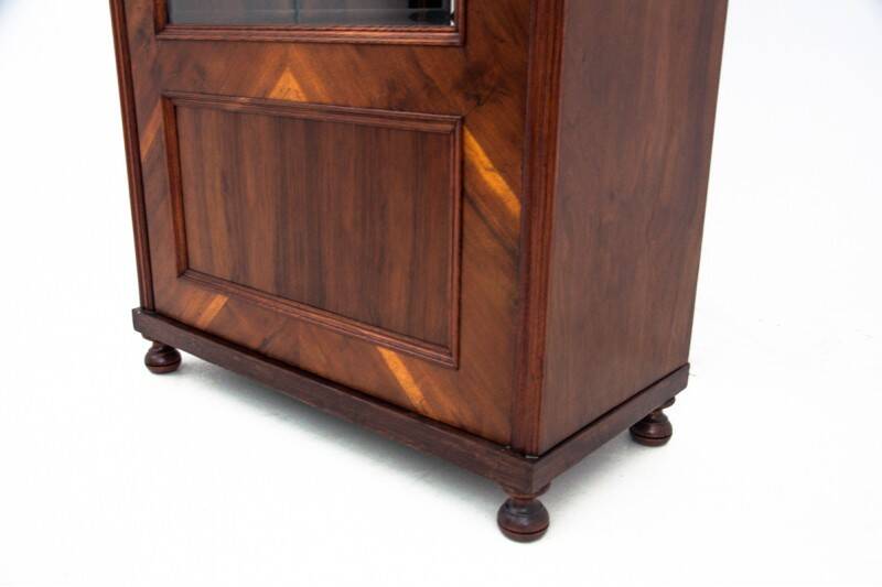 Historic library from around 1920