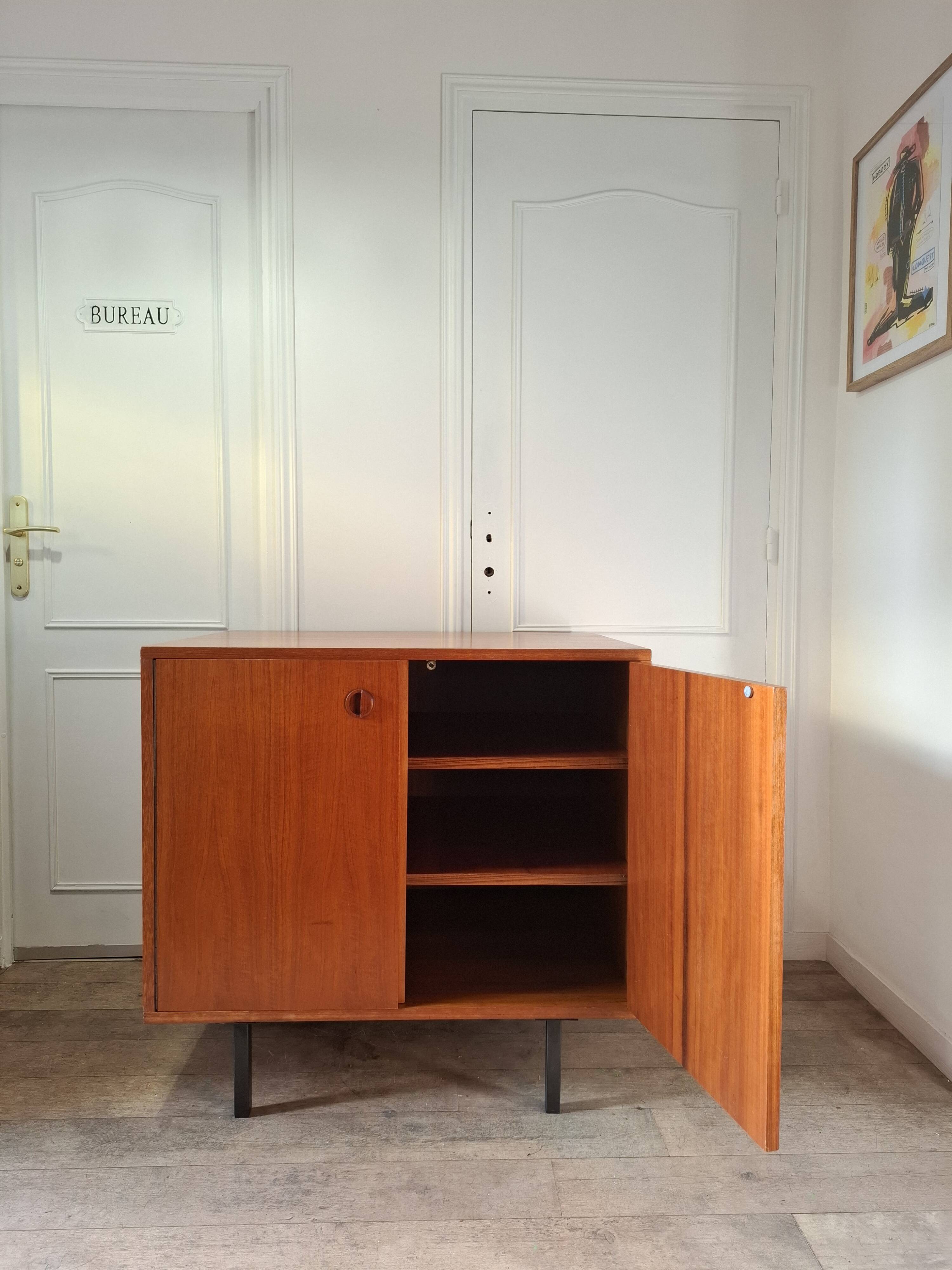 Buffet moderniste