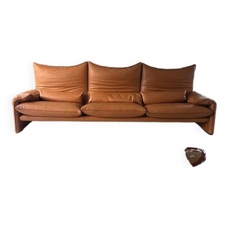 Cassina Maralunga Sofa