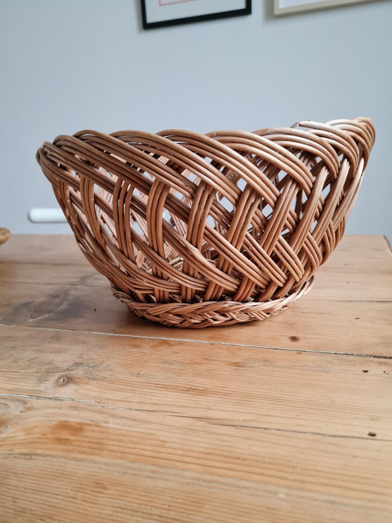 Braided wicker fruit basket