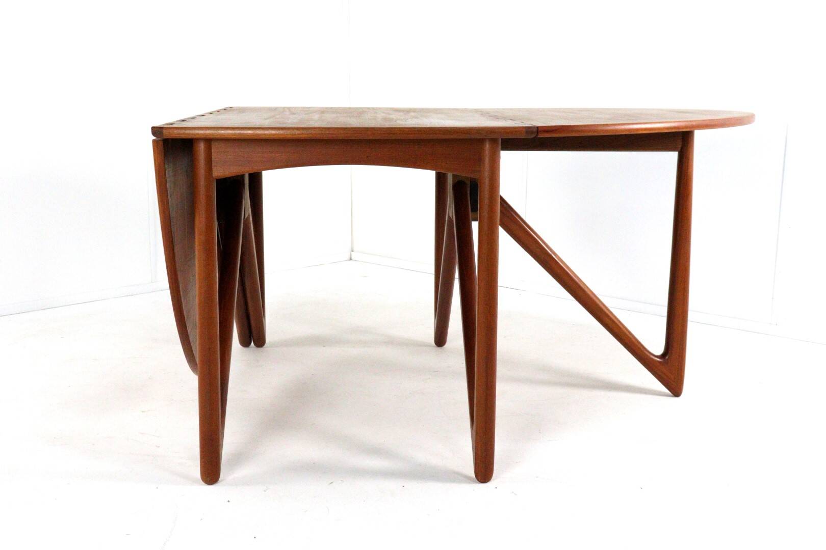 Kurt Østervig for Jason møbler dining table