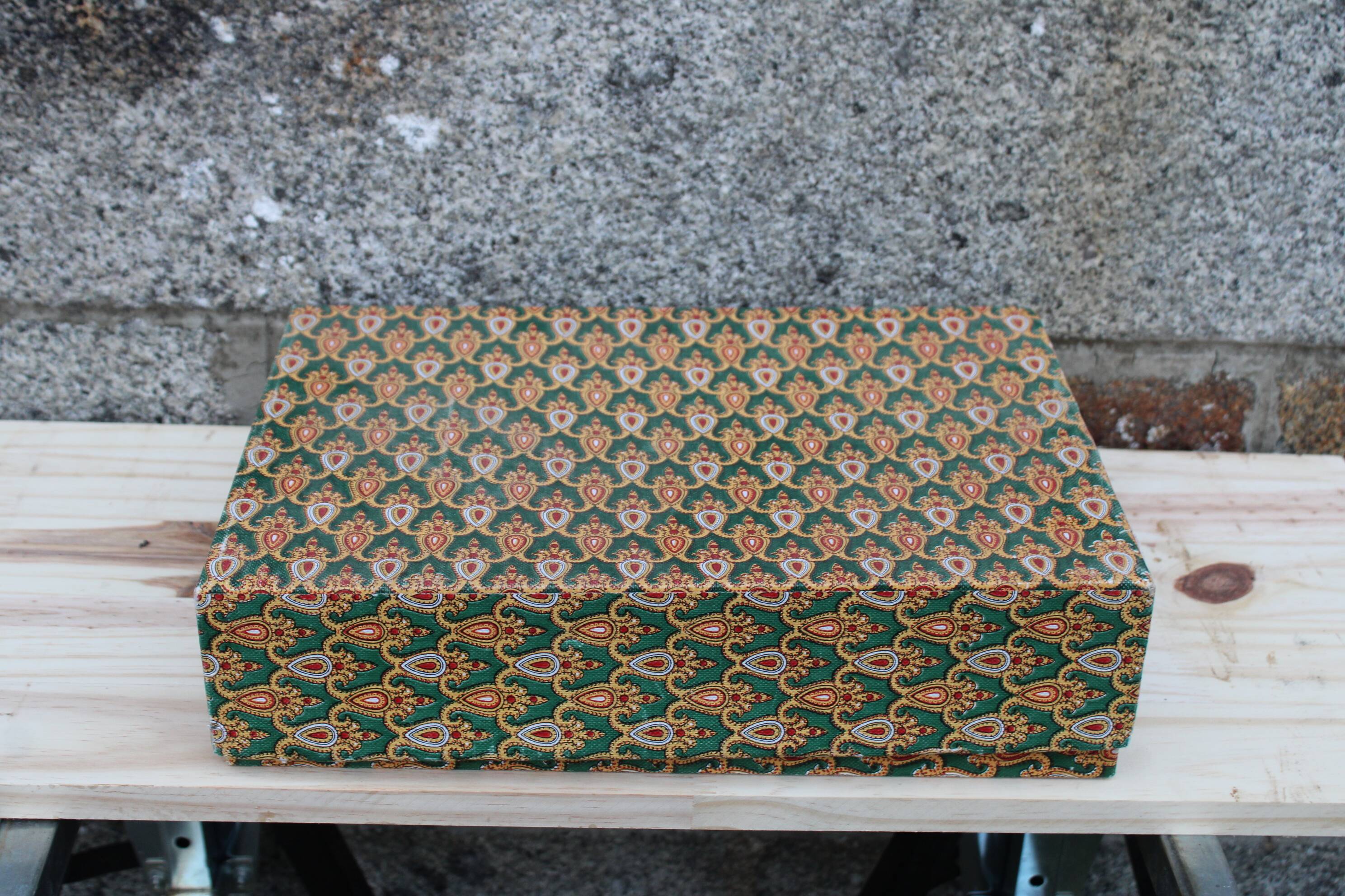 Bavarian crystal decanter + 8 glasses – with original box