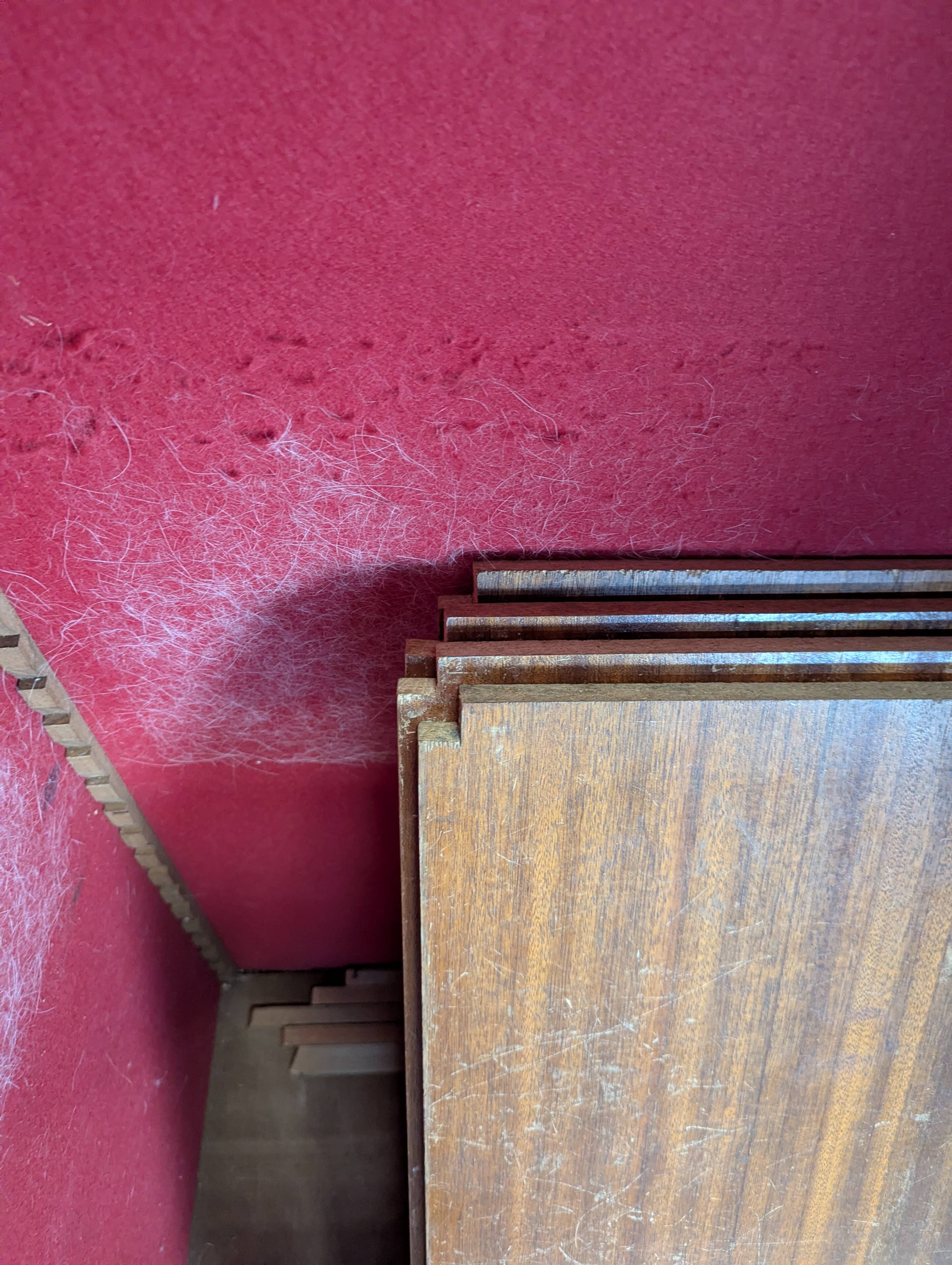 Brutalist bonnetière in the spirit of Dudouyt.