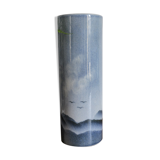 Virebent blue porcelain vase