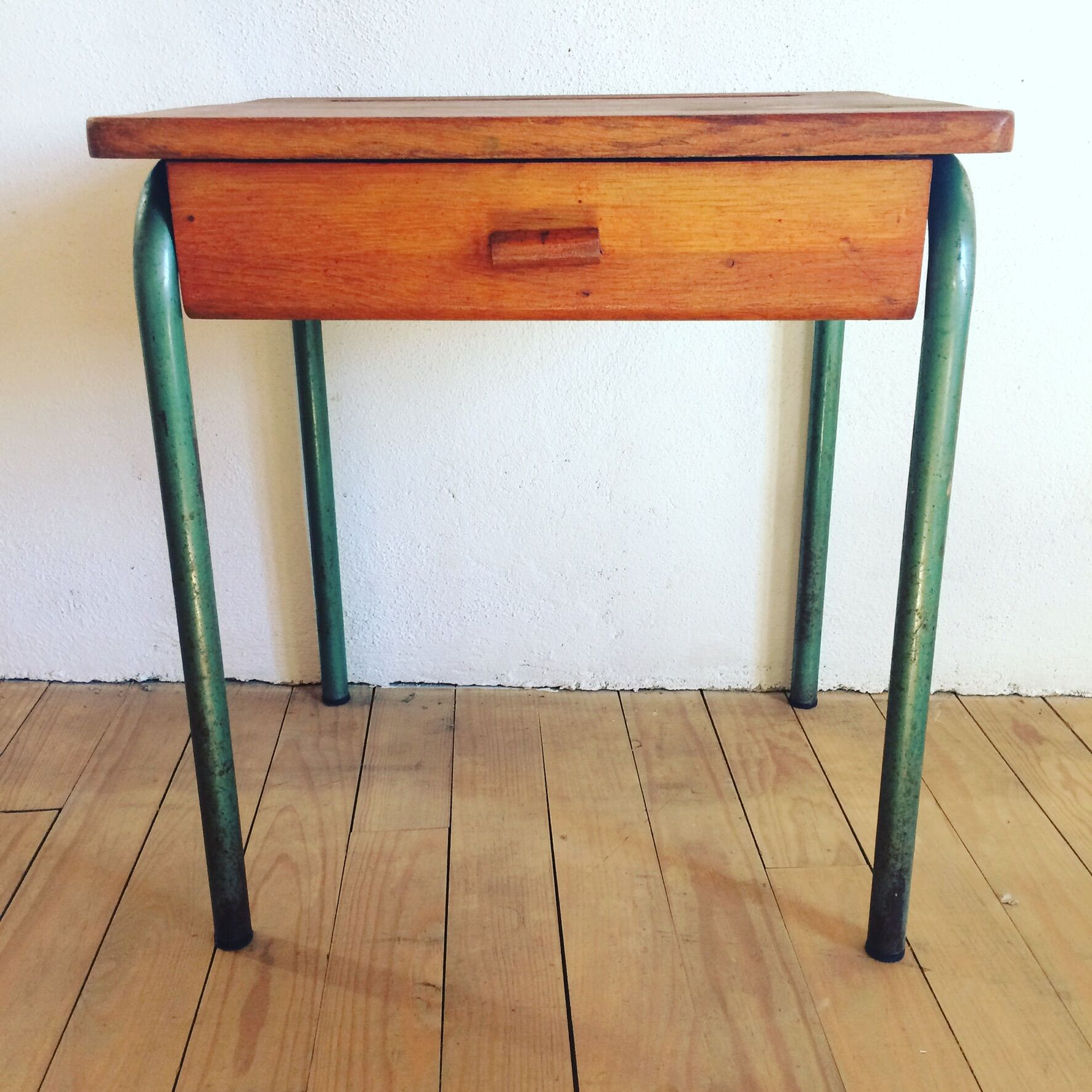 Bureau et chaise vintage des années 50