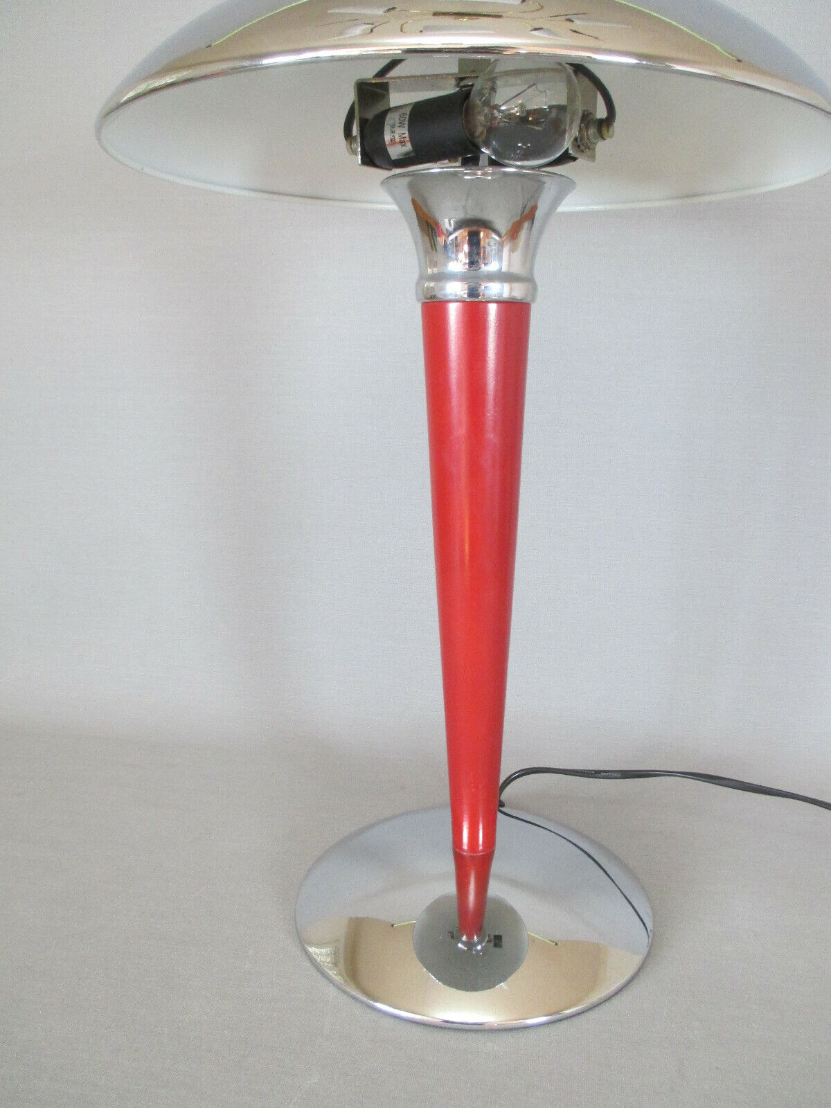 Lampe champignon paquebot titan