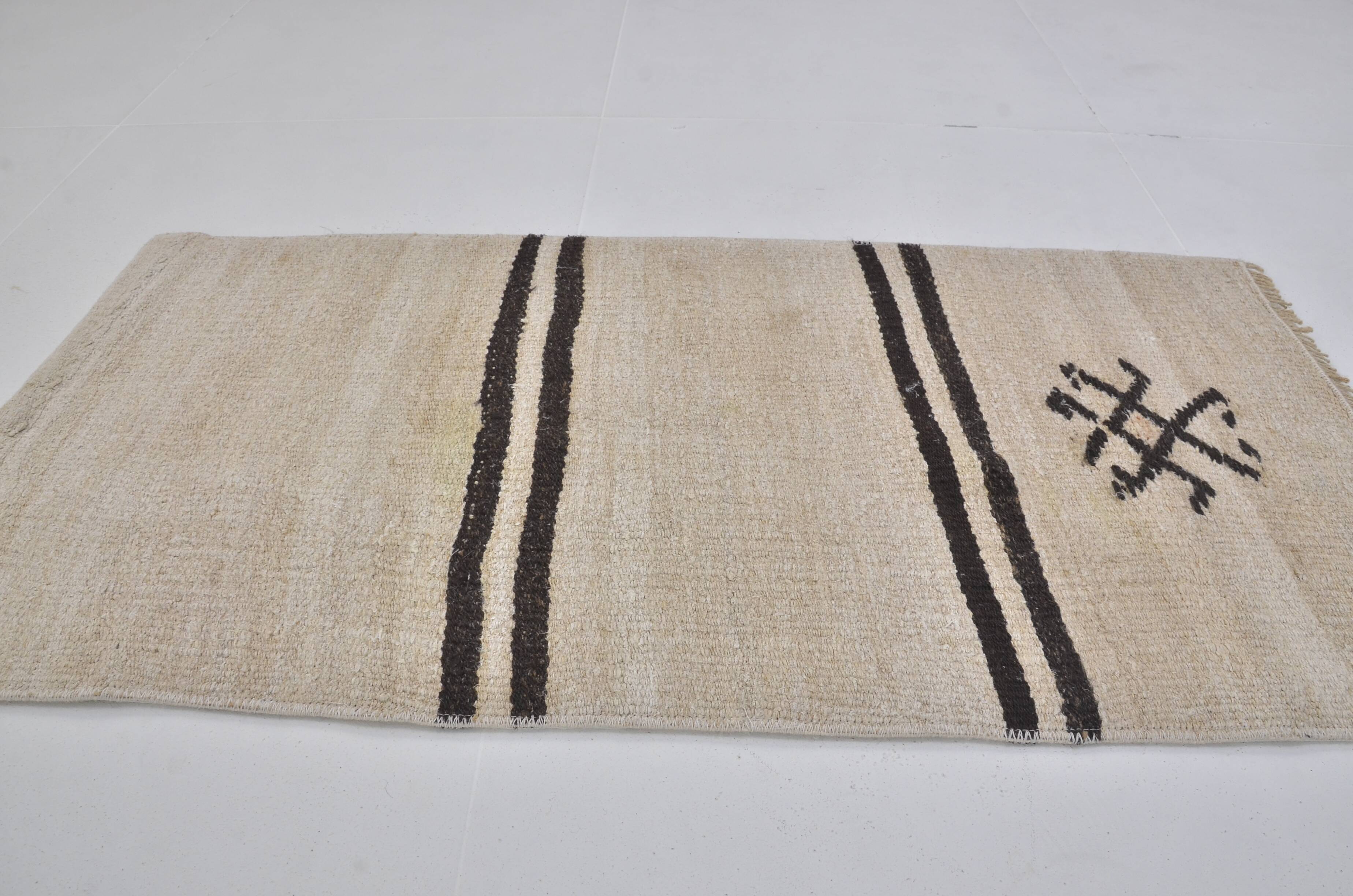 Tapis vintage en chanvre fait main