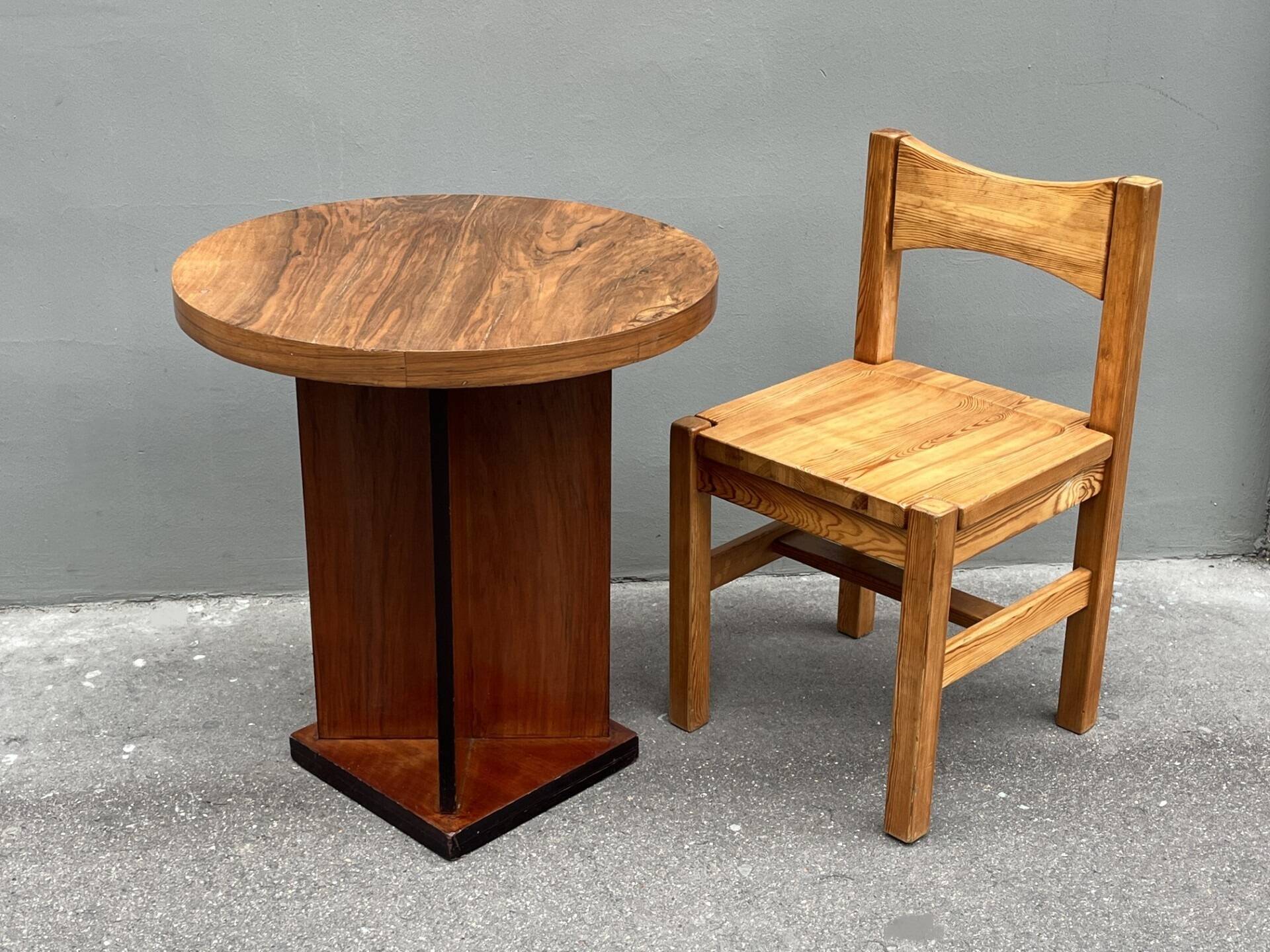 Modernist art deco pedestal table