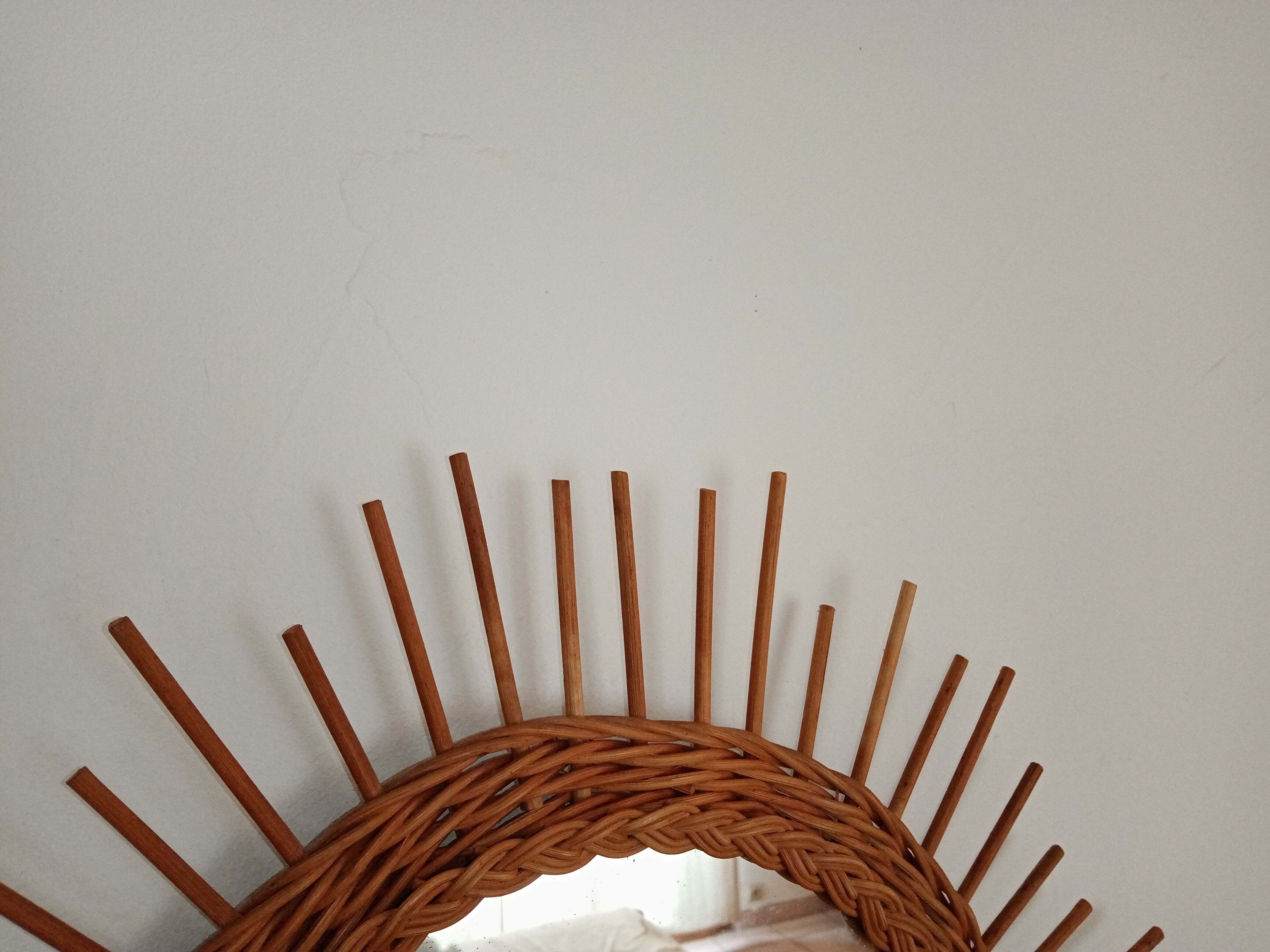 Wicker sun mirror