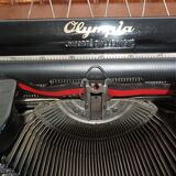 Olympia Progress typewriter 30s