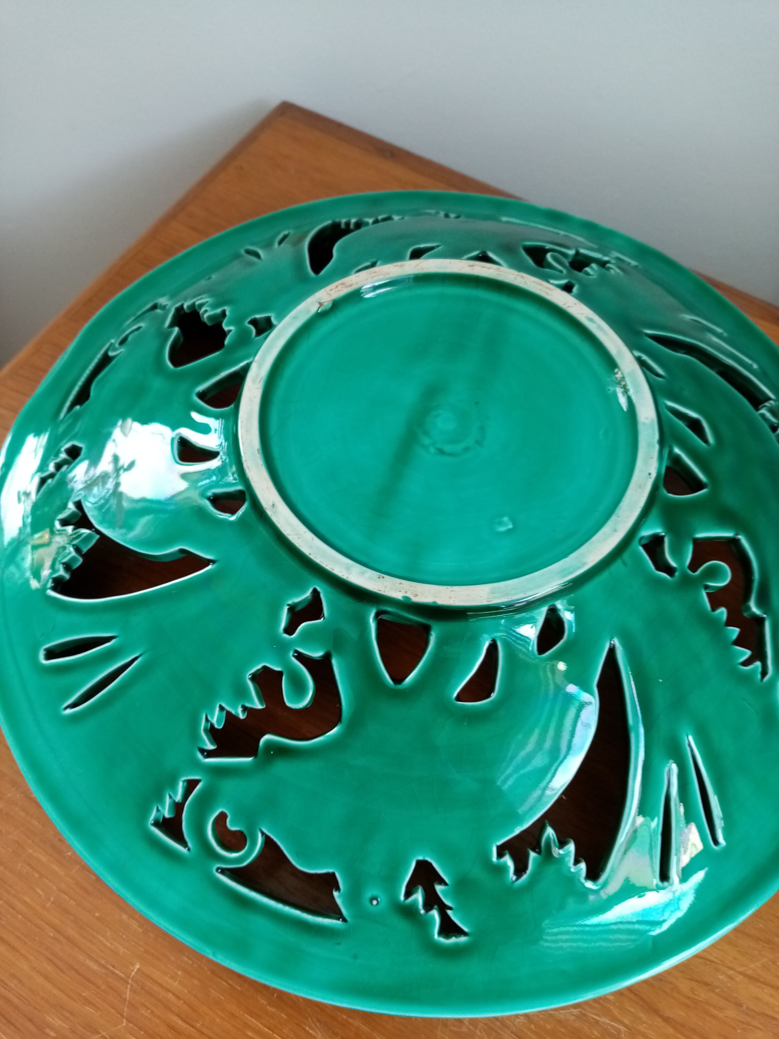 Earthenware dish elephant pattern