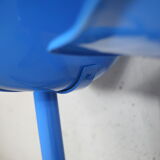 3 chairs "space Age", resin and steel, France, circa 1970.