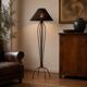 Lampe de sol en fer avec abat-jour en bambou tissé à la main, 1990-2000.