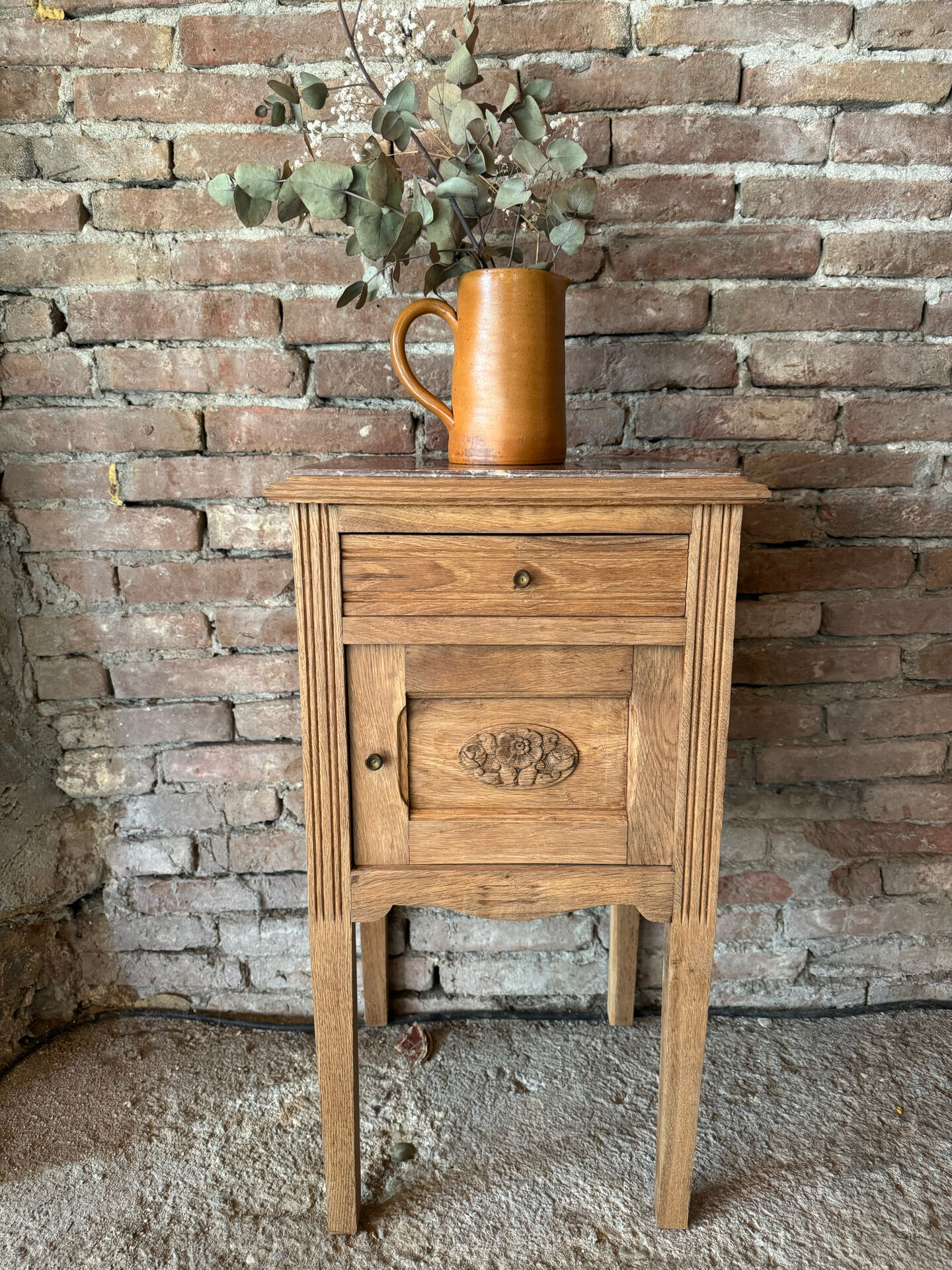 Bedside table/side table
