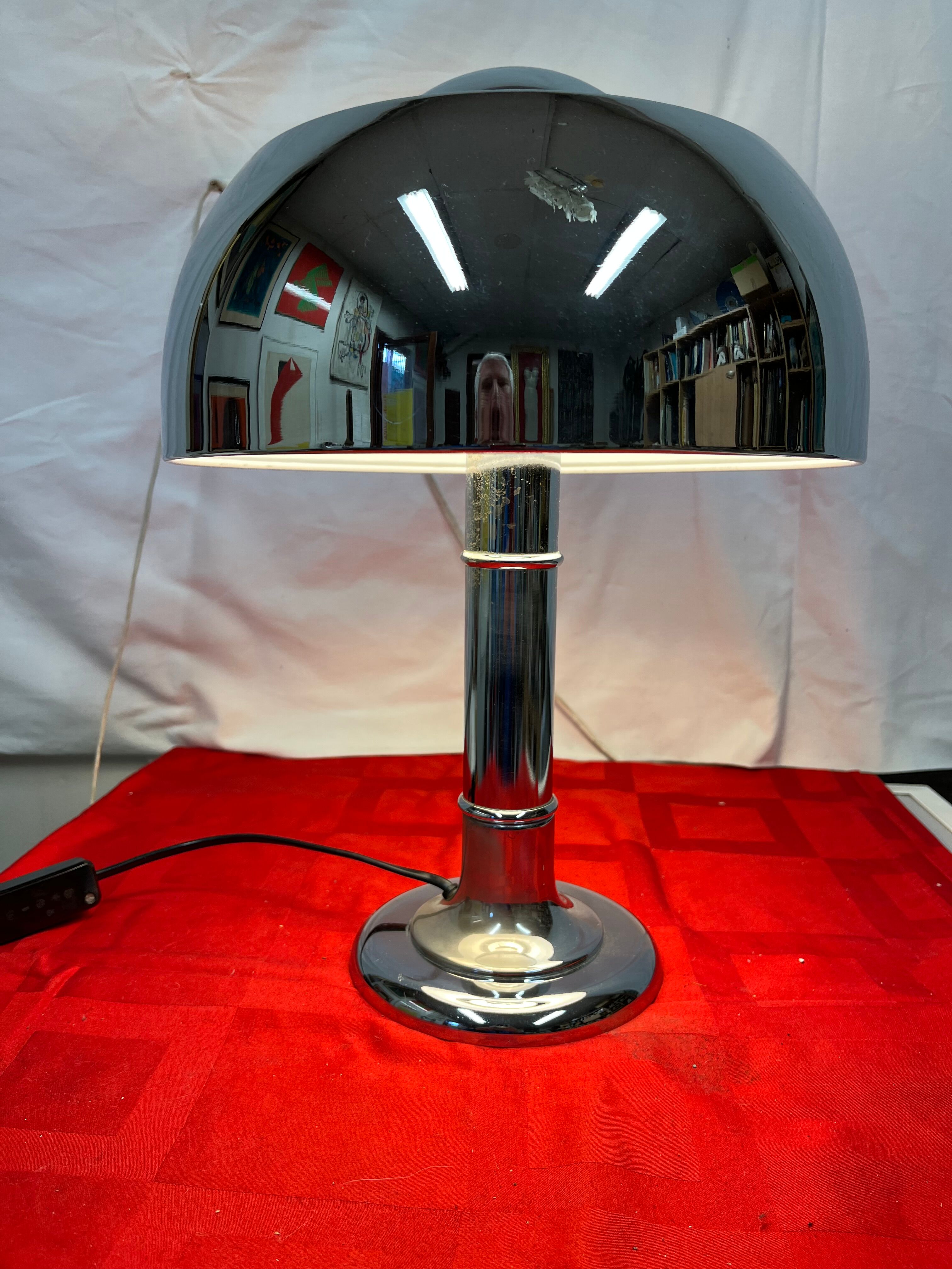 Mushroom lamp design 1970