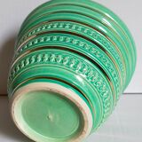 Ceramic pot cover in Art-Deco slurry