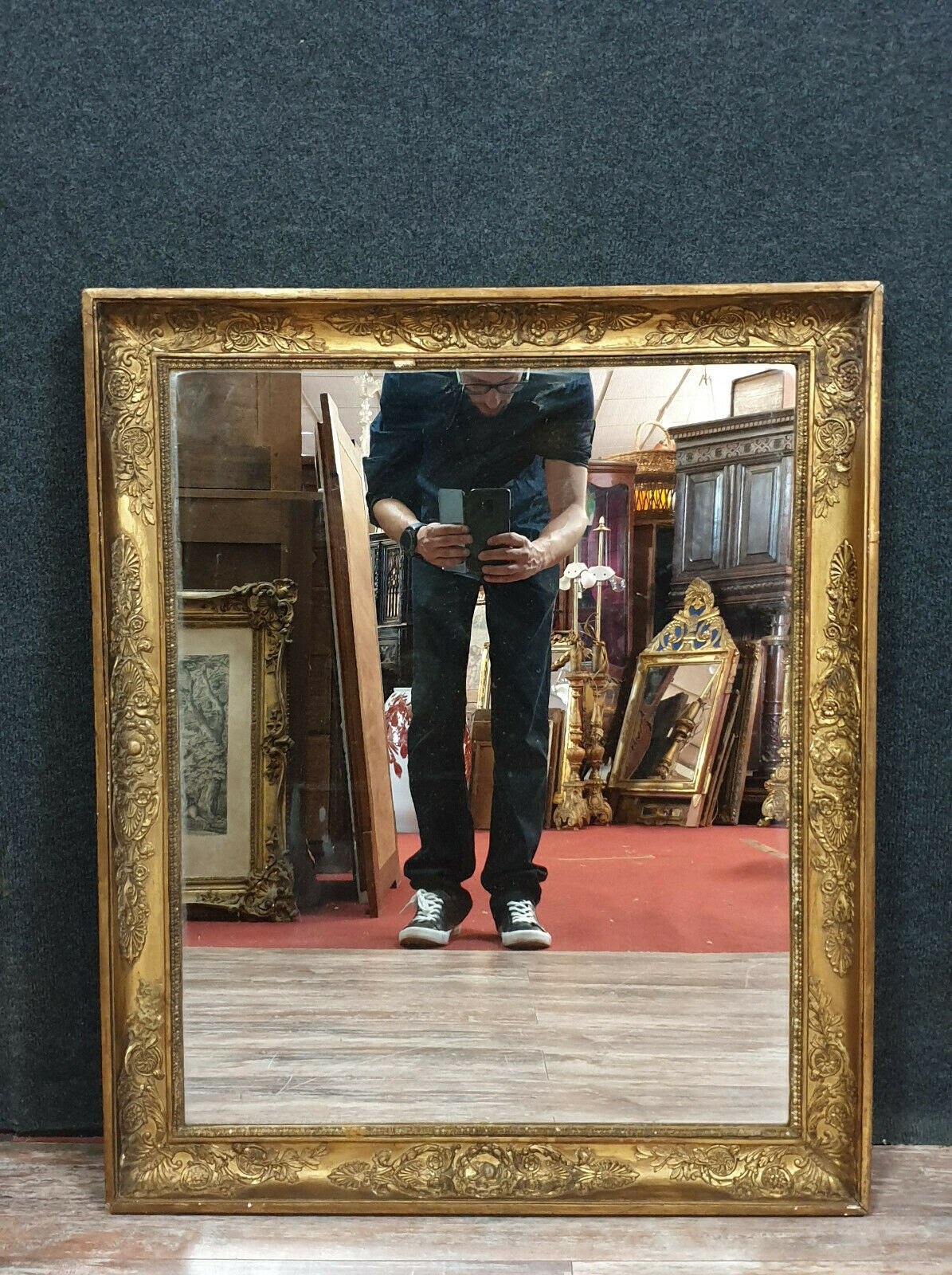 Miroir époque empire en bois doré 70x85cm