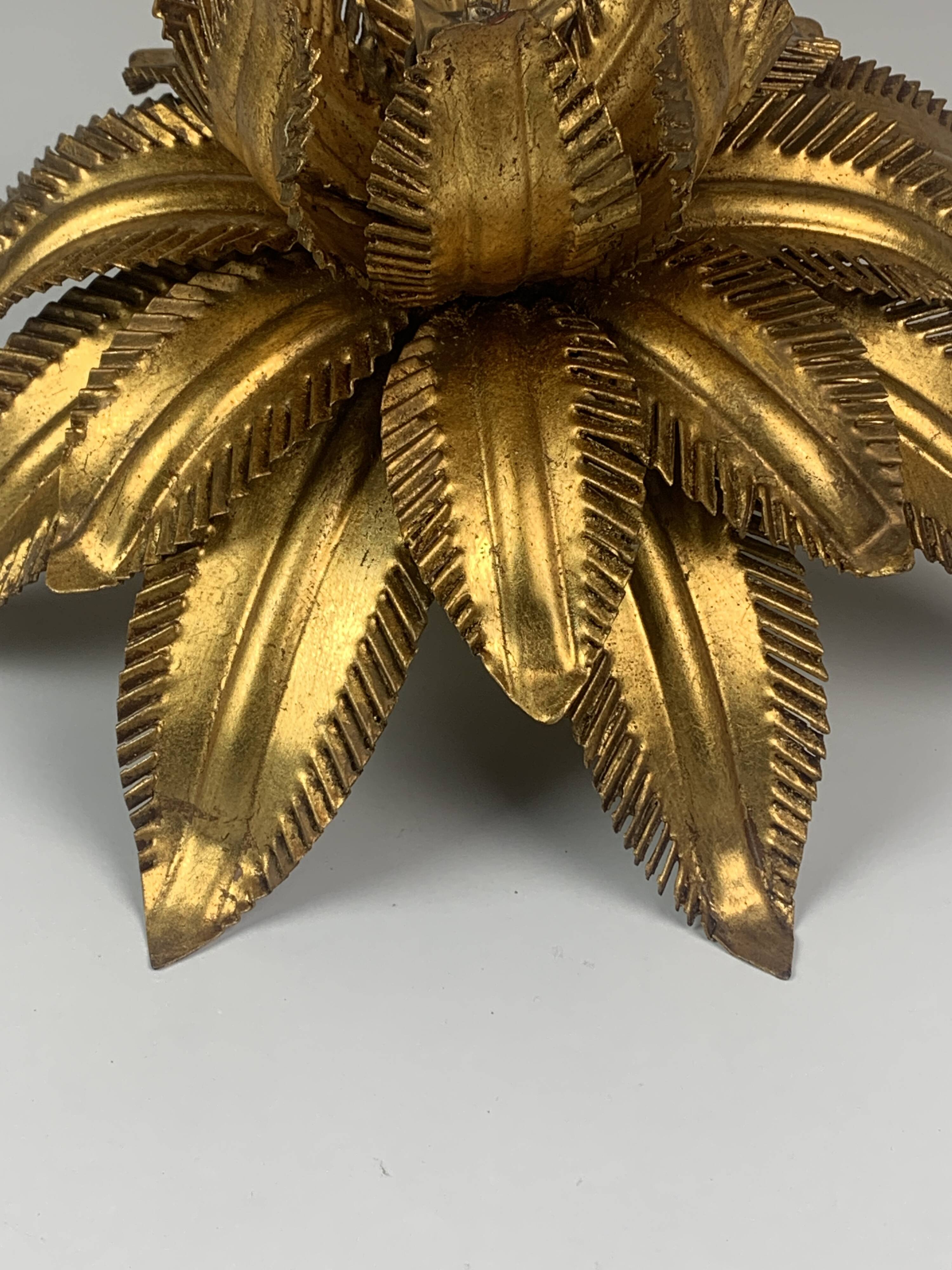 Paire de plafonniers florentins en laiton de style Hollywood Regency par Hans Kogl, années 1960