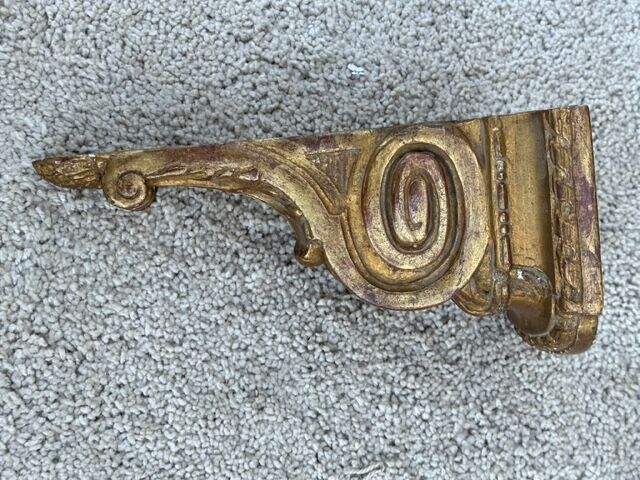 Wall lamp console in gilded wood