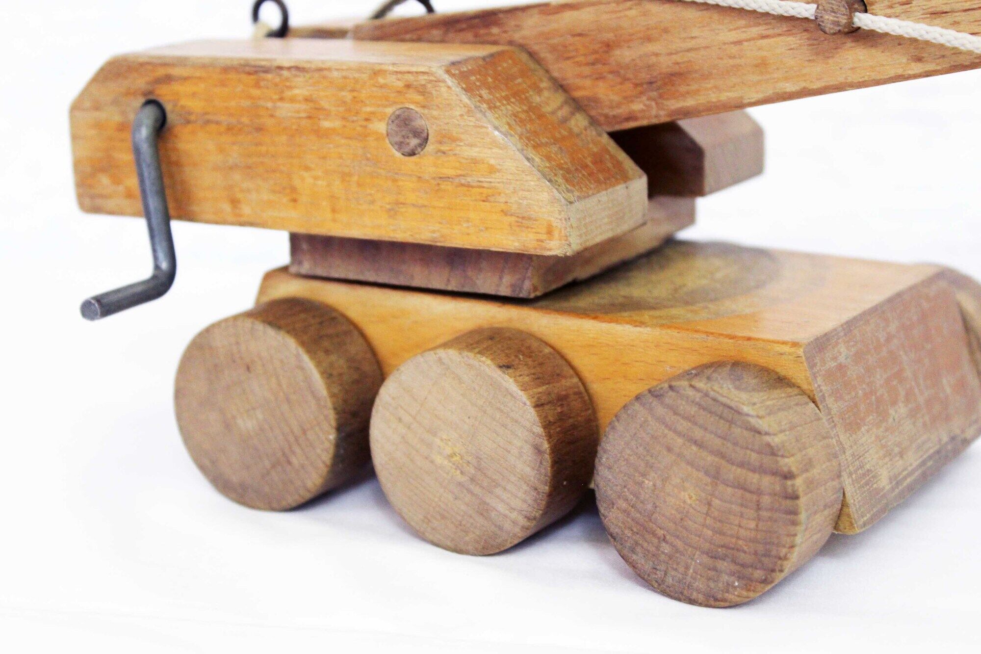 Jouet en bois label "Spielgut" tractopelle pelleteuse