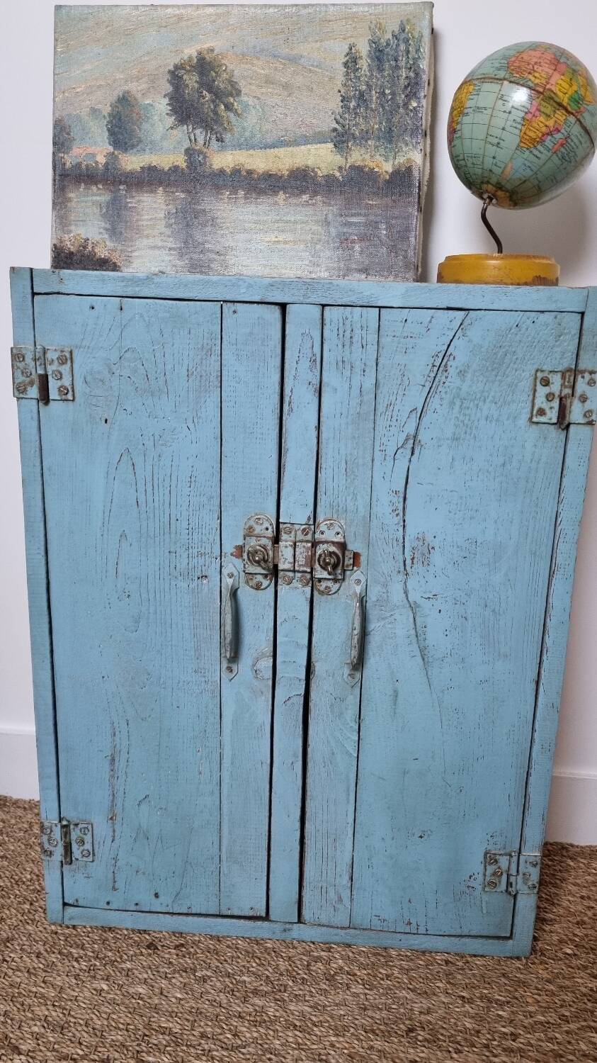 Workshop furniture small old cabinet