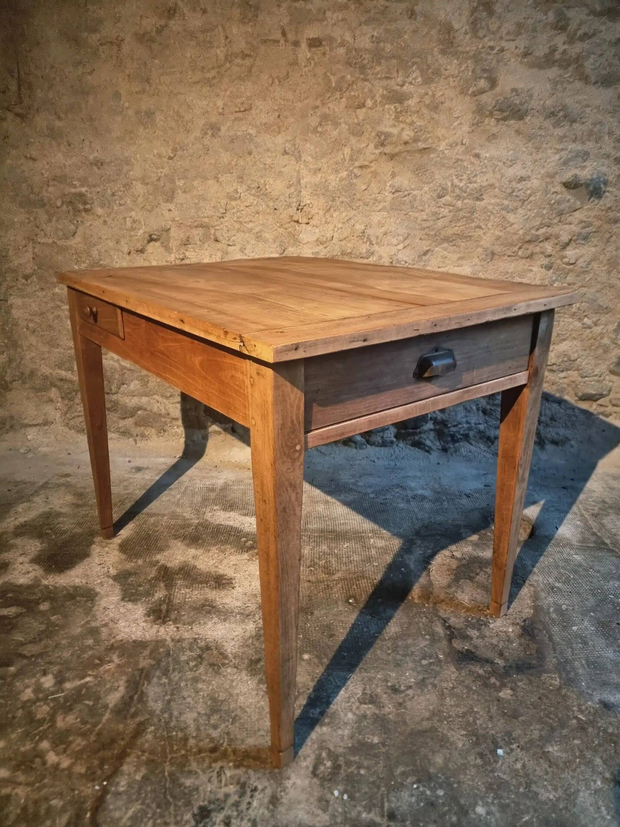 French rural farmhouse table with two drawers, 19th century.