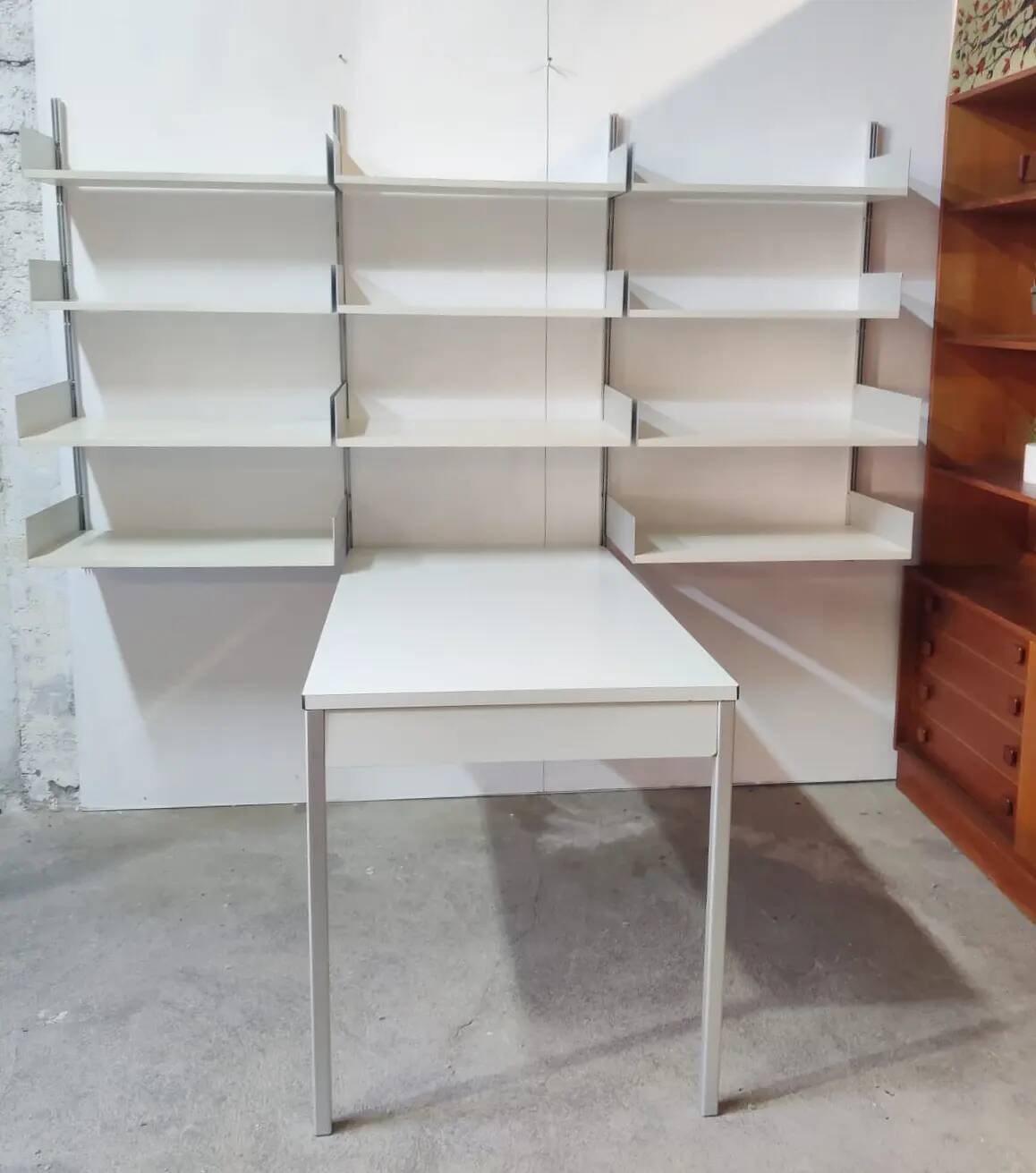 Wall shelf with desk by Dieter Rams for Vitsoe