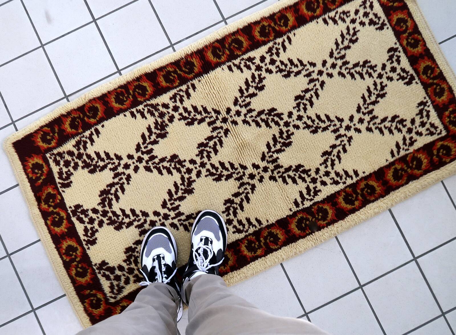 Tapis vintage français Savonnerie fait main en laine – 78 x 148 cm – 1960s