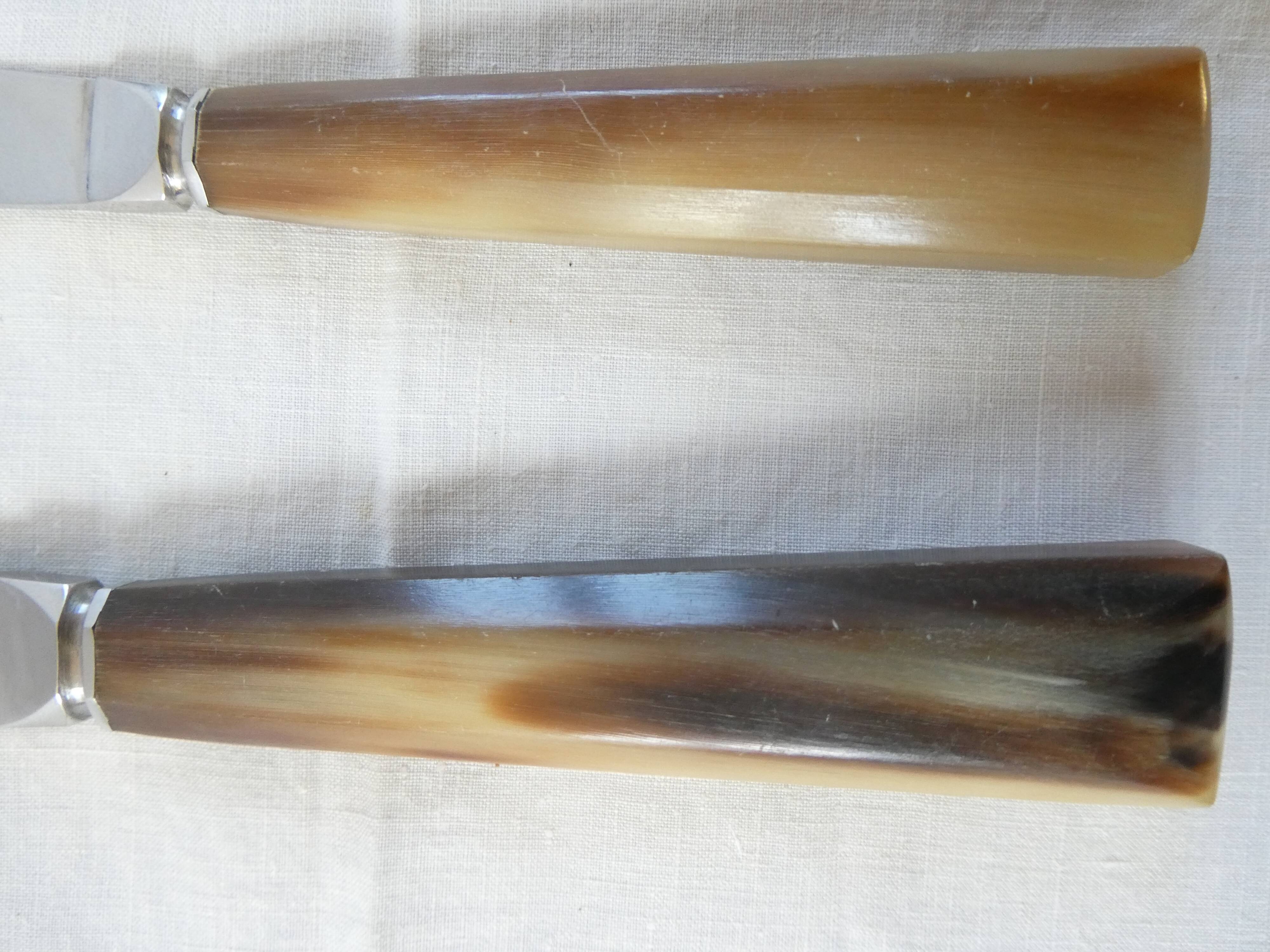 Art Deco horn walking knife set (2 knives, 12 large and 12 small)